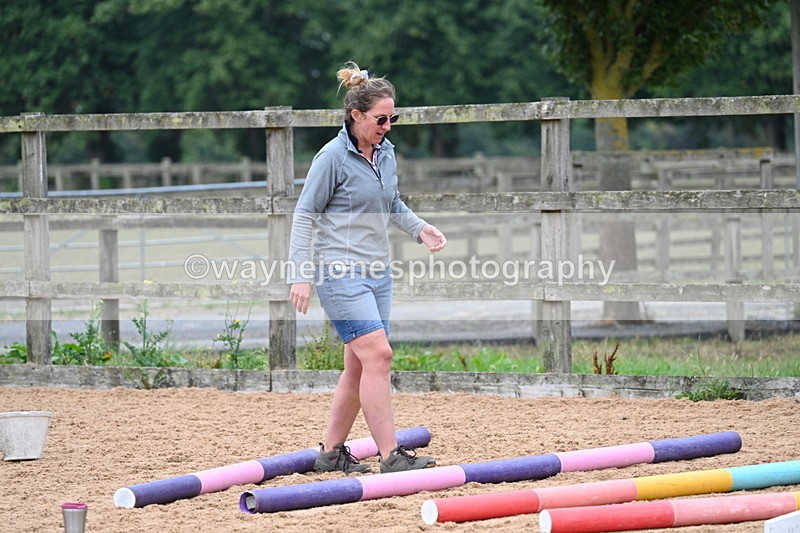 WJ7_9738 - Poles 14:00