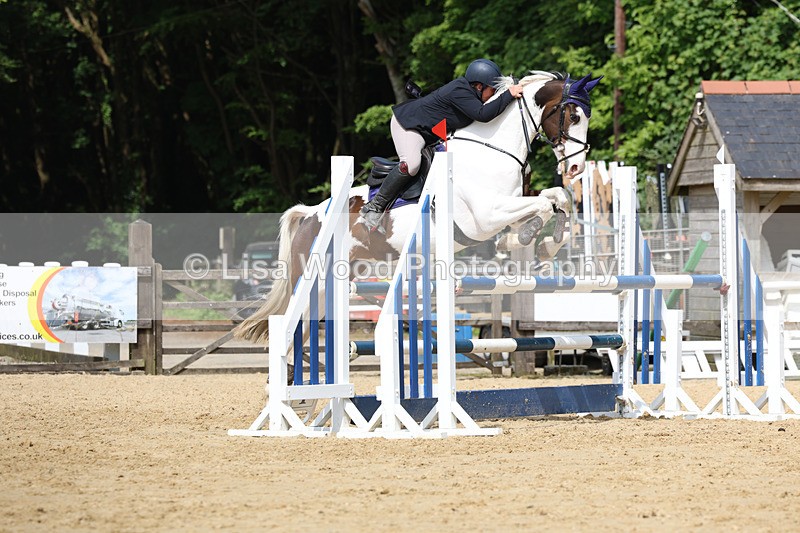 3E7A1128 - Class 13: Senior Newcomers/1.10m open