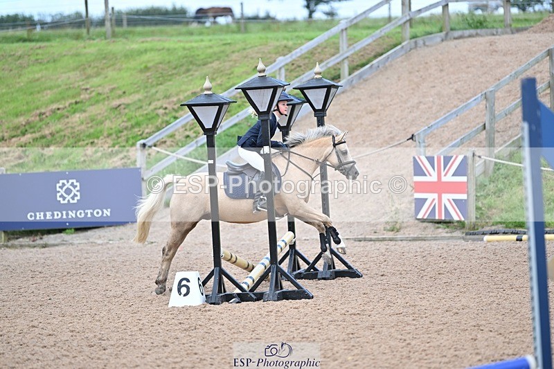 240813-150528-00017 - Clear round & 60cm