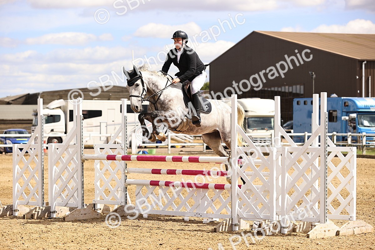 SBM_001236 - Class 6 - Senior Newcomers - 1.10m