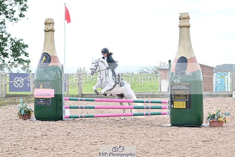 240628A-161812-01422 - Cls 5 Stepping Stones 128cm + 138cm