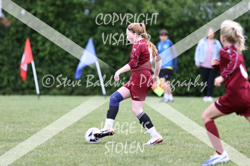 1DX31920 - Covingham Park V Tadpole Farm