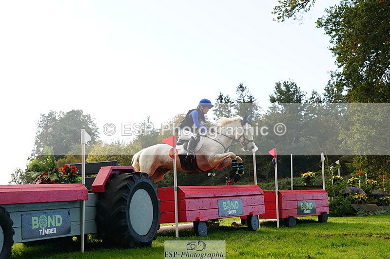 251025A-143230-21034 - G-515-Jessica.Saunders