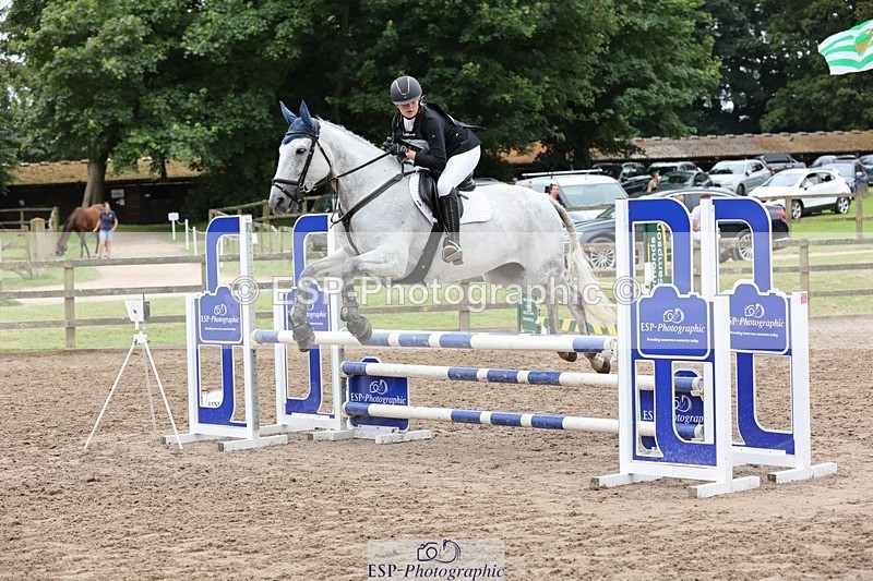 240803-105225-02037 - 017-Caitlyn_Faull-PENNINEVIEW_SUMMER