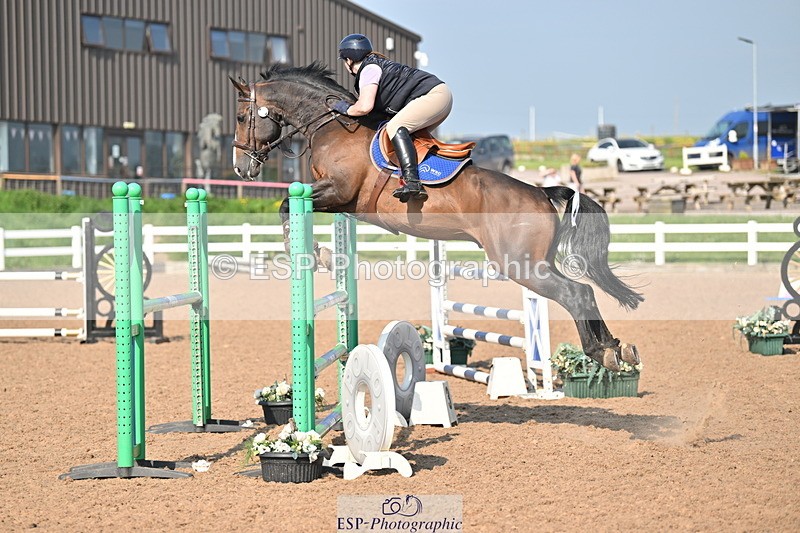 240512A-171240-19917 - Cls 45 1.10m National Am Quali and Open