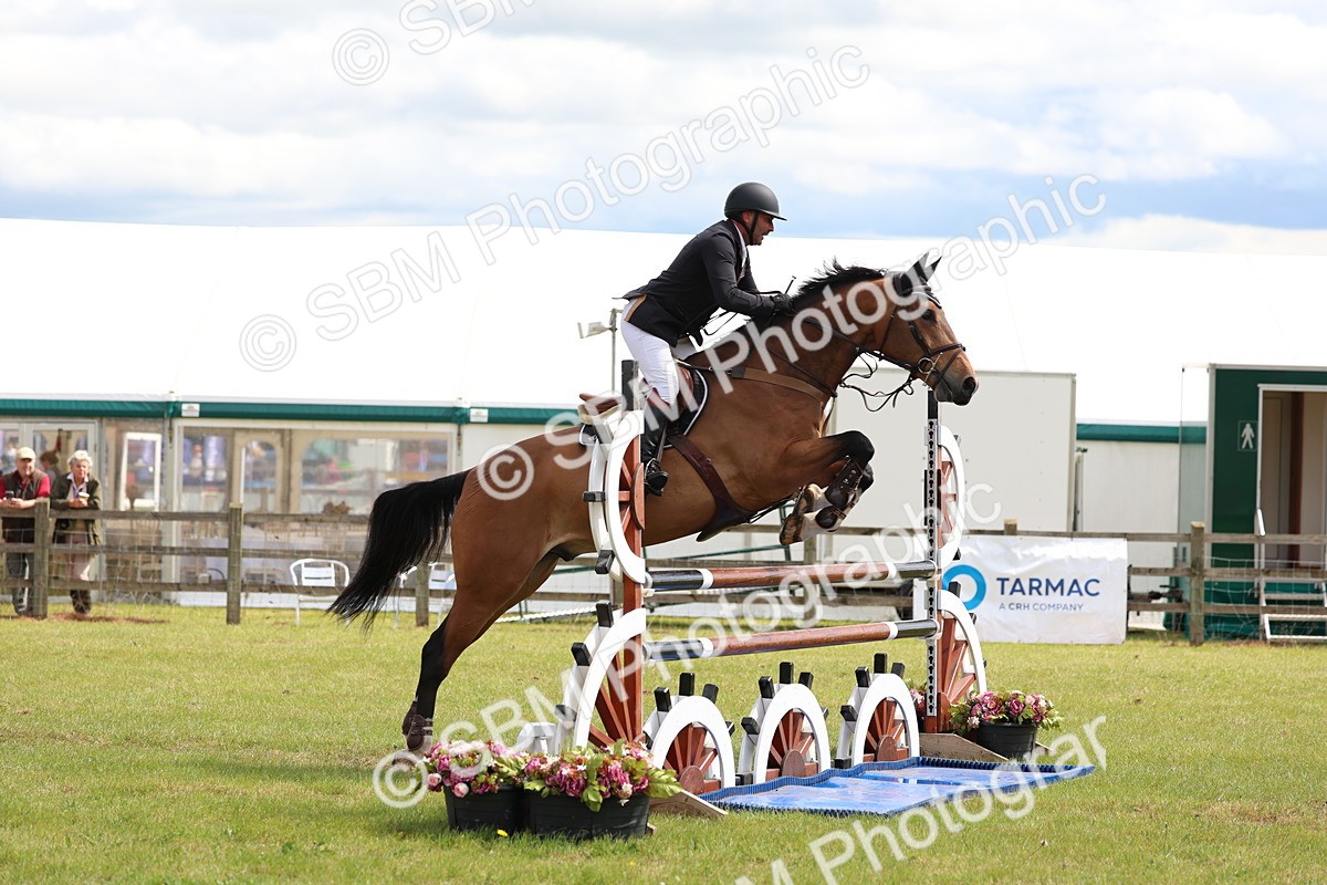 SBM_13633 - Class 206 - Senior Newcomers - 1.10m Open