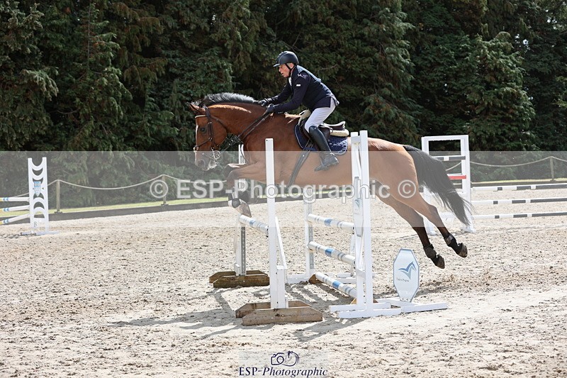250829A-123419-01685 - Cls 7 British Novice and 90cm