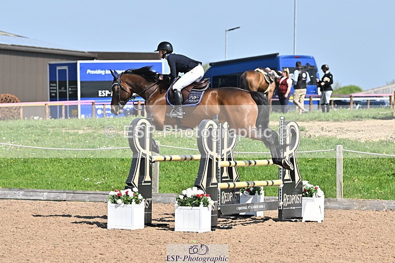 240509A-104510-00972 - Cls 8 Foxhunter