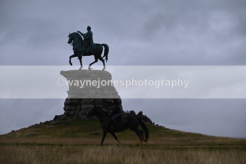 DSC_3378 - Time at Statue 13:51 to 14:55