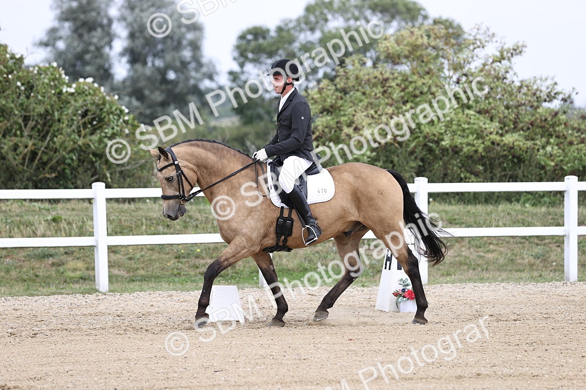 SBM_017445 - Class 14 - Novice 23 - 13.52-14.55