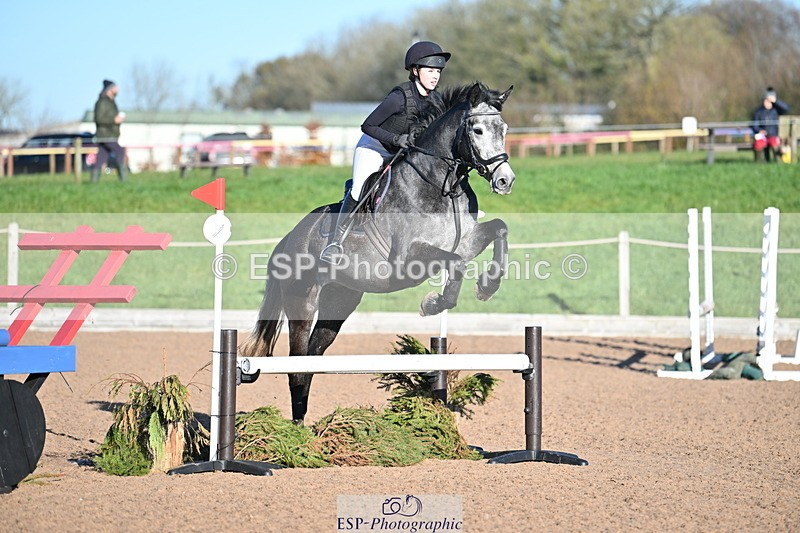 231125A-105329-00191 - 70cm