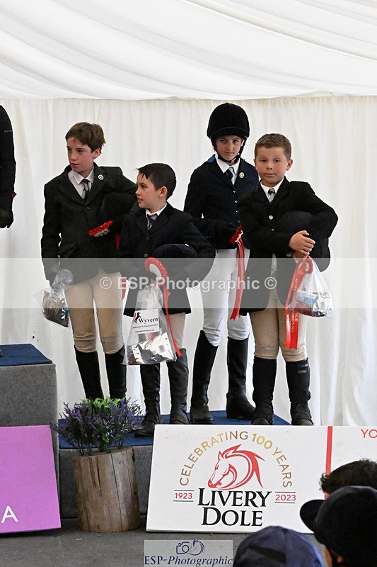 240822X-141112-14078 - Mid Day Presentations