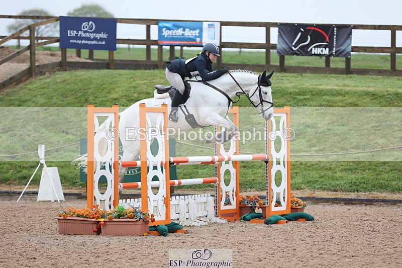 250418-152741-06144 - 319-Flora.Lickiss-MR.MONTY.DON