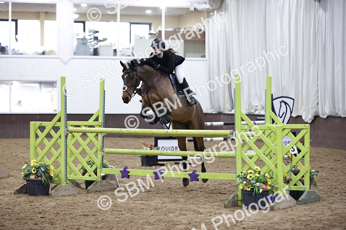 SBM_001239 - Class 4 - Senior Newcomers/ 1.10m Open