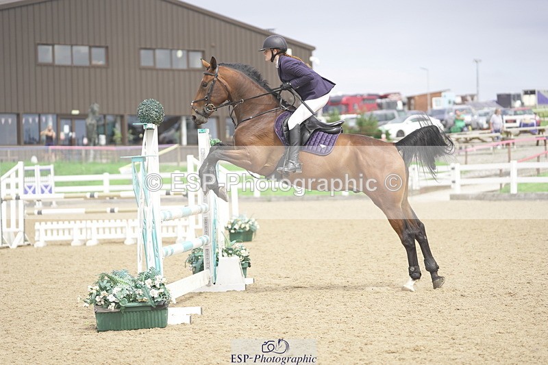 230810A-135736-02567 - Cls 4 1.05m Amateur Quali