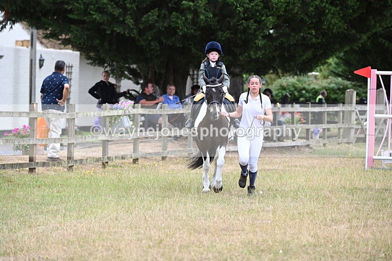 WJ6_9342 - Class 12 Minimus Jumping 45cm
