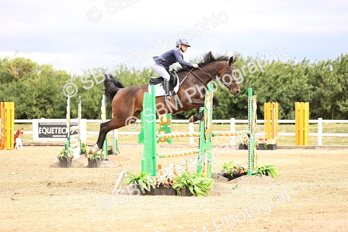SBM_003040 - Class 21 - Senior Newcomers - 1.10m