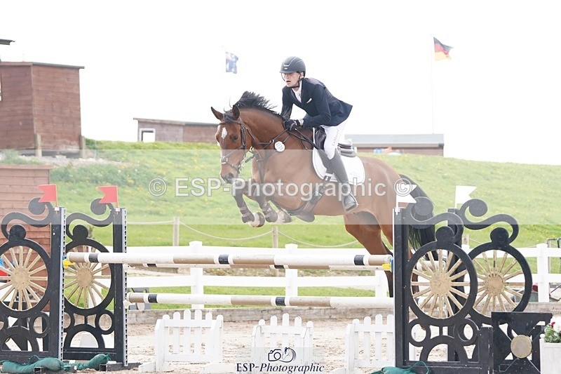 250425-100046-08421 - Cls 30 Young Horse 6yr old