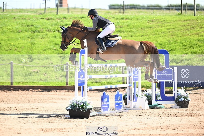 240718A-102907-04526 - Cls 1, 3 Star Small Tour 1.35m