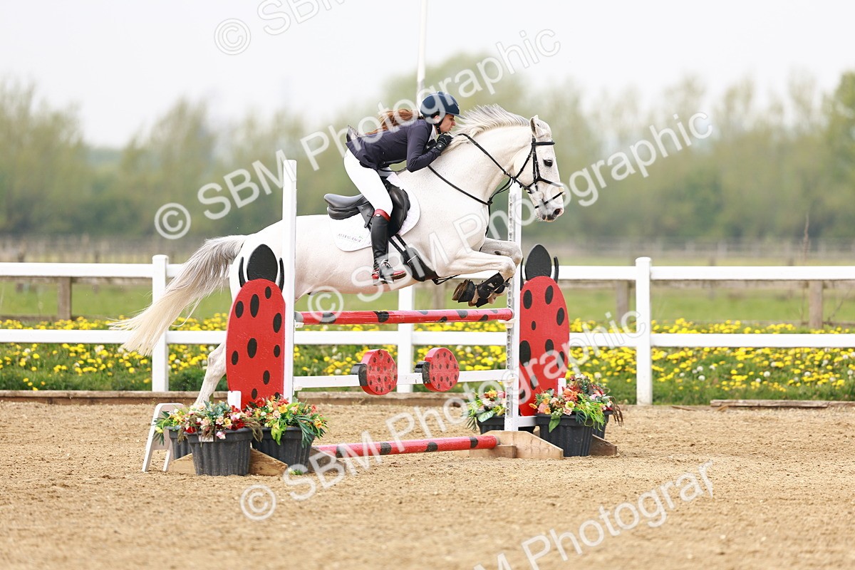  - Class 17 - Senior 1.05m