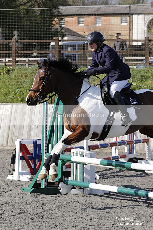 _EST0374 - Bourne Valley Riding Club Winter Showjumping 27/03/22