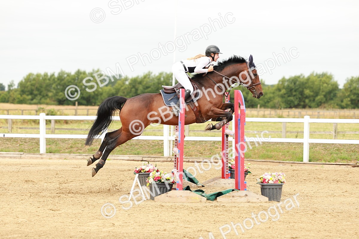 SBM_016836 - Class 20 - Senior Newcomers - 1.10m