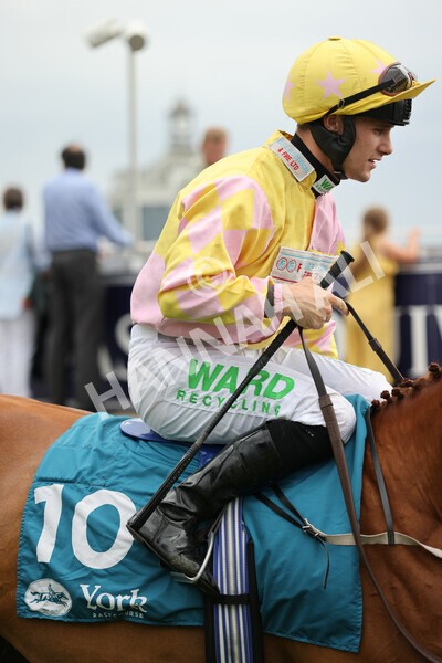 yr04092022r5-17 - Race 5 4.05pm Little Green Rascals Children's Nurseries Stakes