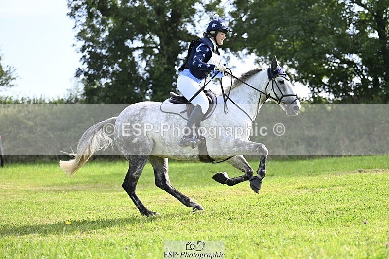 240831A-105048-00457 - 102-Kate.Darby-CLOROGUE.FLIGHT