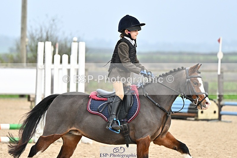 241110-102810-00310 - 40cm Showjumping