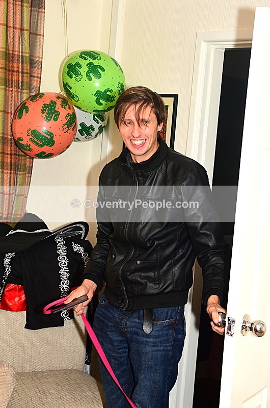 LEE-048 - Lee's 30th