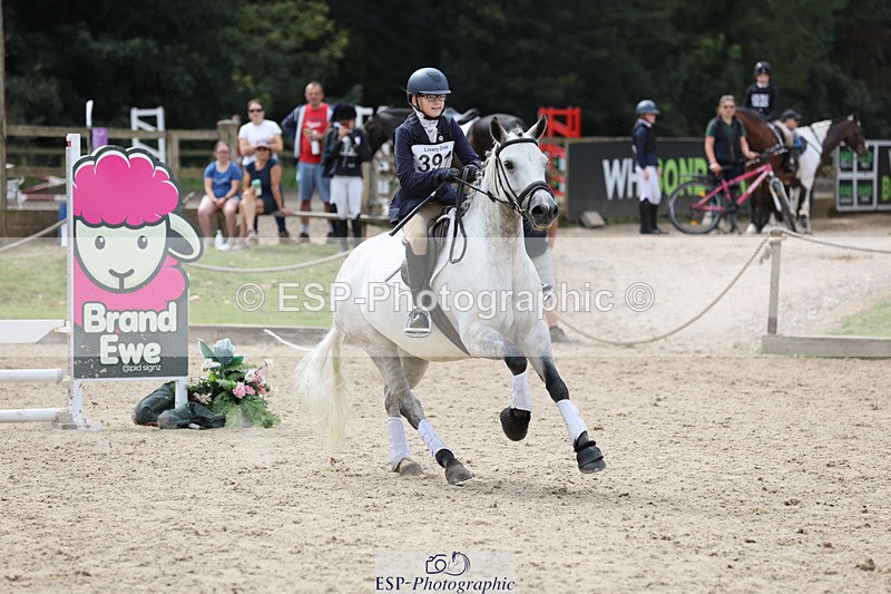 240823X-143840-18540 - 70cm R1 13.45 to 15.30