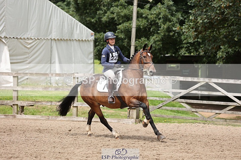 240803-133900-05654 - 225-Molly_Swain-SOCKS