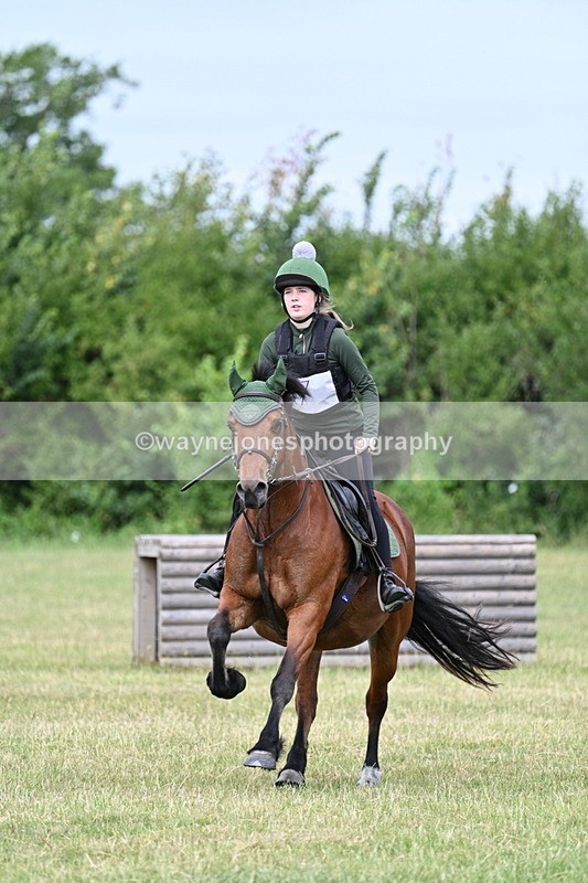 WJ7_5191 - 60cm XC Time 10:17 to 10:49
