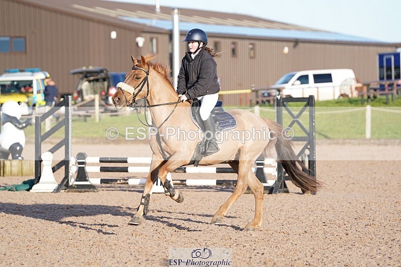 250125-102620-00956 - Clear Round 40cm and 50cm