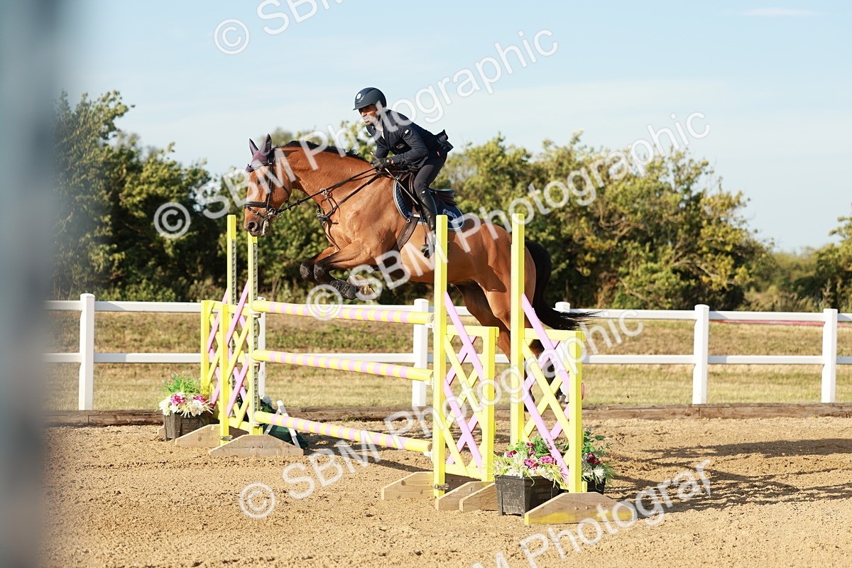 SBM_008913 - Class 6 - National 1.30m 1.40m Open Handicap