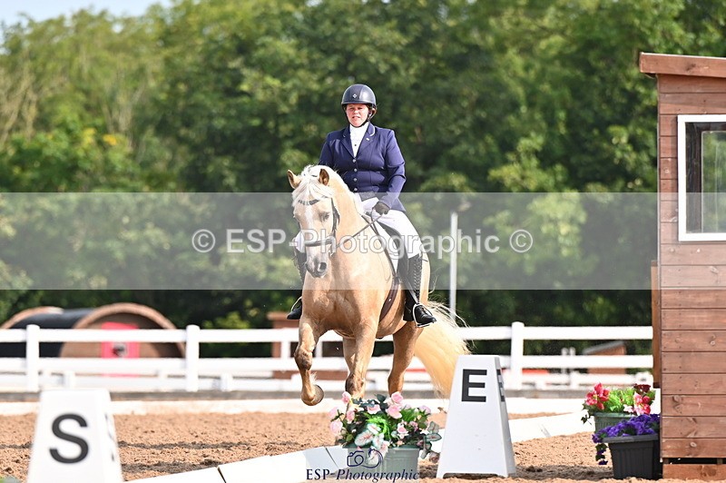 240817A-094711-06717 - 102-Chloe.Walton-Haytors.Lord.of.the.Dance