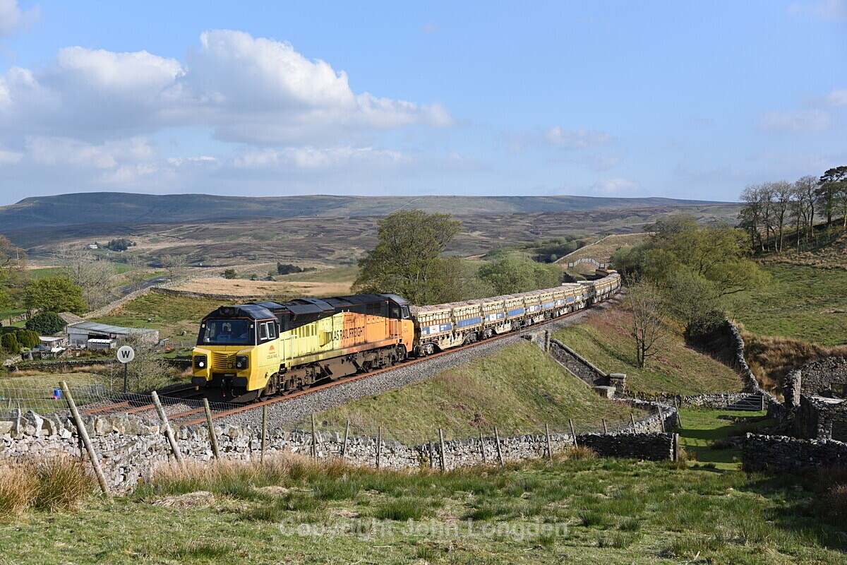 JL - 29.4.19 70801 6C89 Mountsorrel - Carlisle, Quarry Farm - Quarry Farm