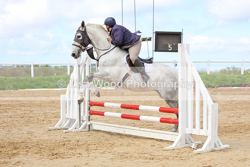 3E7A7005 - Class 7: 70cm Senior