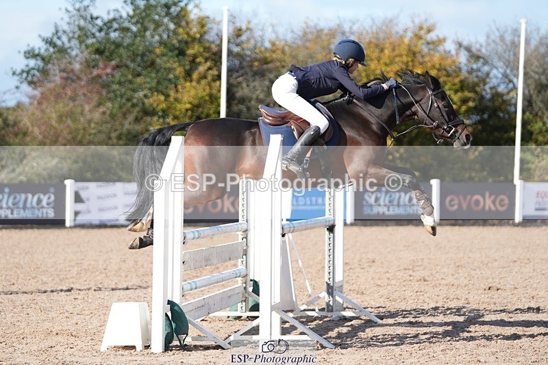 251025-130941-00494 - Cls 9 Pony Winter Discovery and 90cm