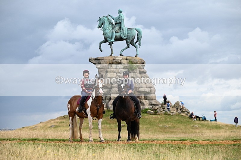 DSC_4533 - Time at Statue 09:50 to 11:09