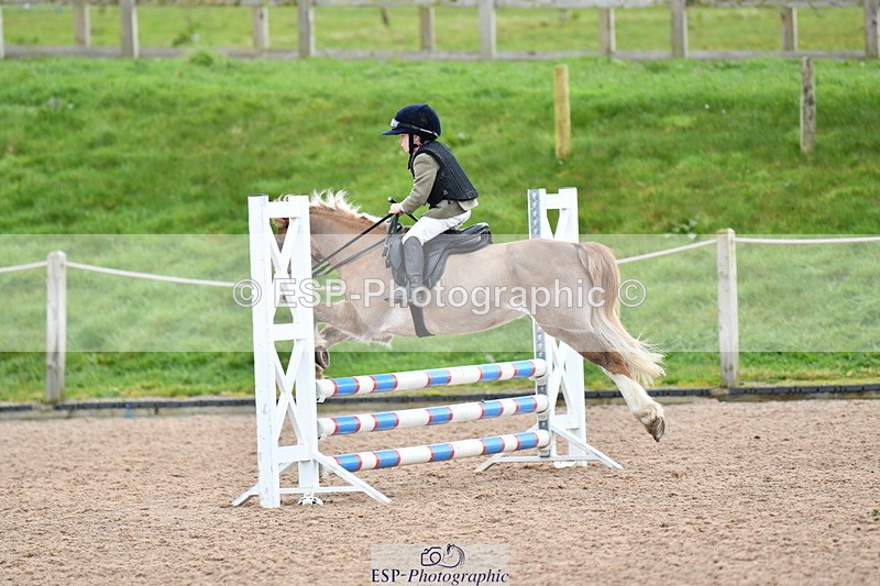 240310A-110947-02184 - Cls 16+17 Club and Schools 70cm