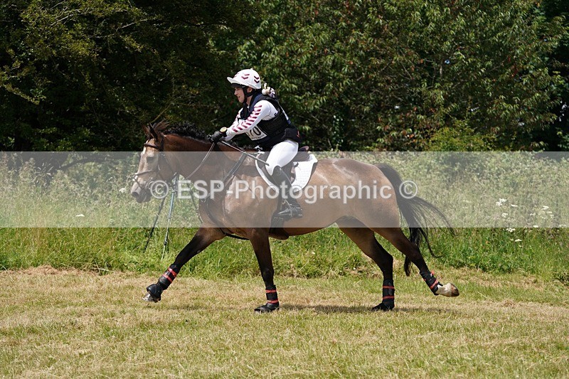 240630X-130158-7266 - 370-Bronwen_Hender-CREEVAGH_DUN