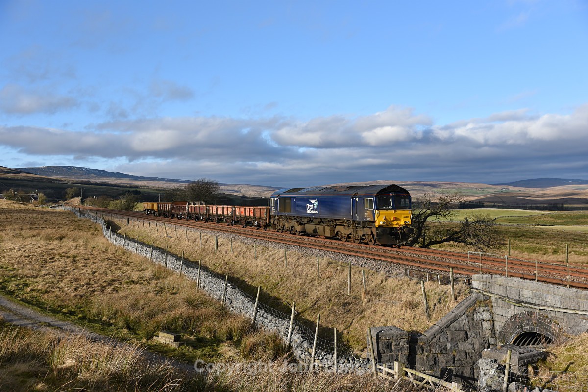 JL - 26.1.18 66305 6K05 Carlisle - Crewe, Selside - Around Selside