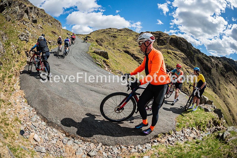142429 - Hardknott Hairpin 14.00 - 15.00