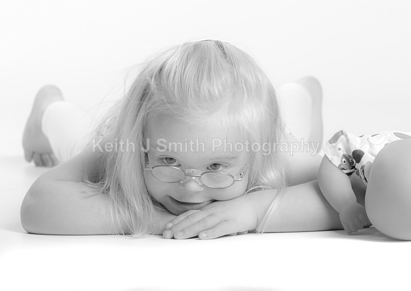 1SKJ5654 - Tina with Macy