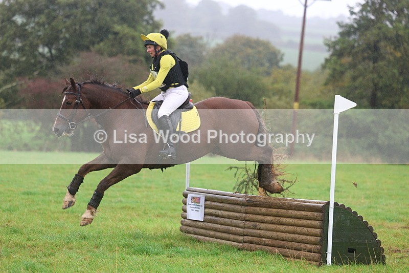 3E7A1550 - Class 3: 70cm Pairs: Half Roll Top