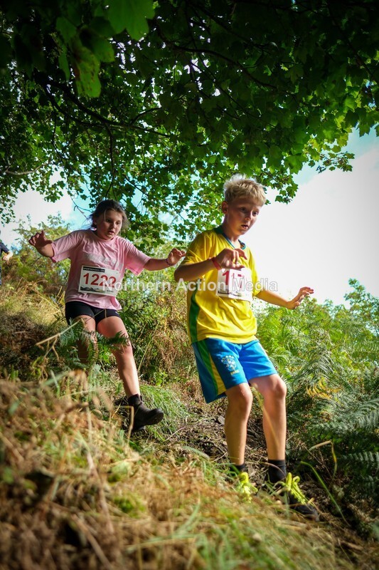 DSCF4765 - Reeth fell race age grades