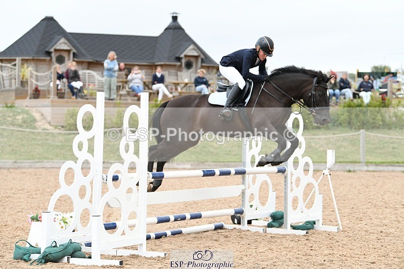 250807-134451-01302 - 90cm Round 2