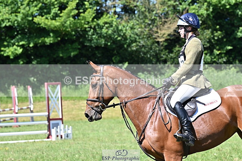 250522B-113653-01771 - 152-BILLY.EVERYTHING-Isabelle.Cook