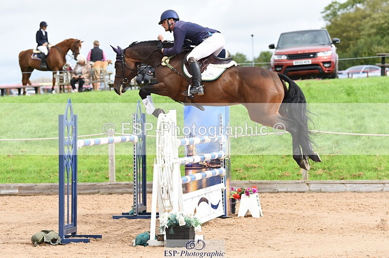 230813A-101330-11331 - Cls 47 National 1.30m